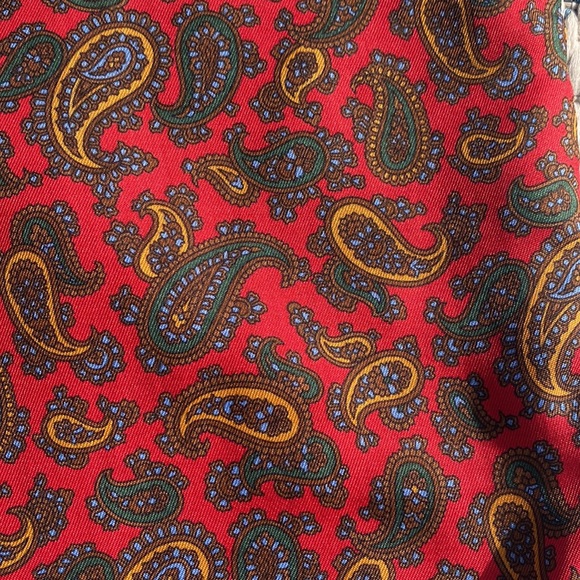 Vintage Burberry 2 sided 💯% Silk Paisley SCARF backed W/ wool/cash EUC🔥Must 👀 - Picture 11 of 17